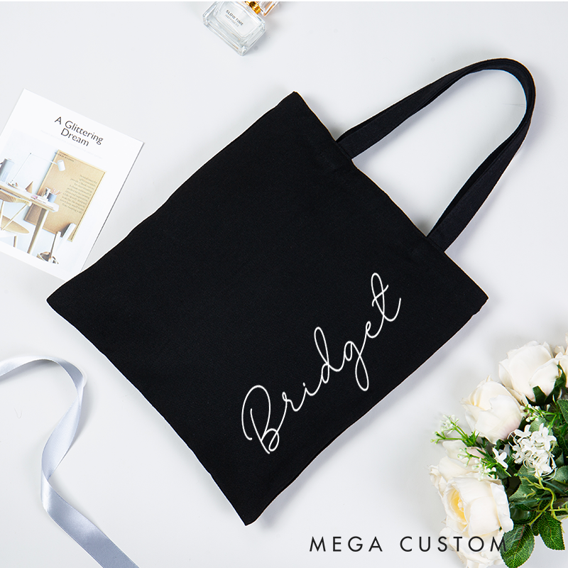 Personalized Canvas Tote Bag Custom Name Minimalist Shoulder Bag Eco-Friendly Reusable Gift for Women Students and Everyday Use