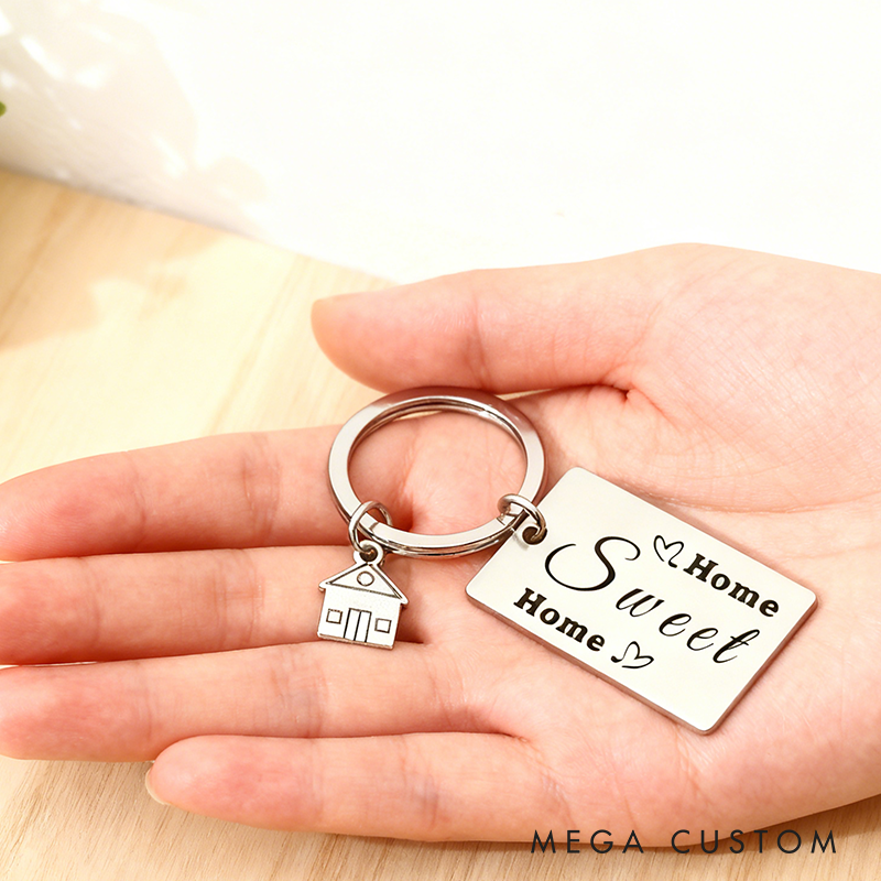 Personalized Housewarming Gifts for New Homeowners 2Pcs New Home Keychain Gift Sweet Home Gift for Couple Moving in Keyring Real Estate Gifts from Agent for Client Family Jewelry Gift Realtor Closing Gifts