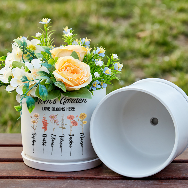 Personalized Gifts for Mom Custom Flower Pot Grandmas Garden Gift for Grandma Birth Flower Mom Gifts from Daughter