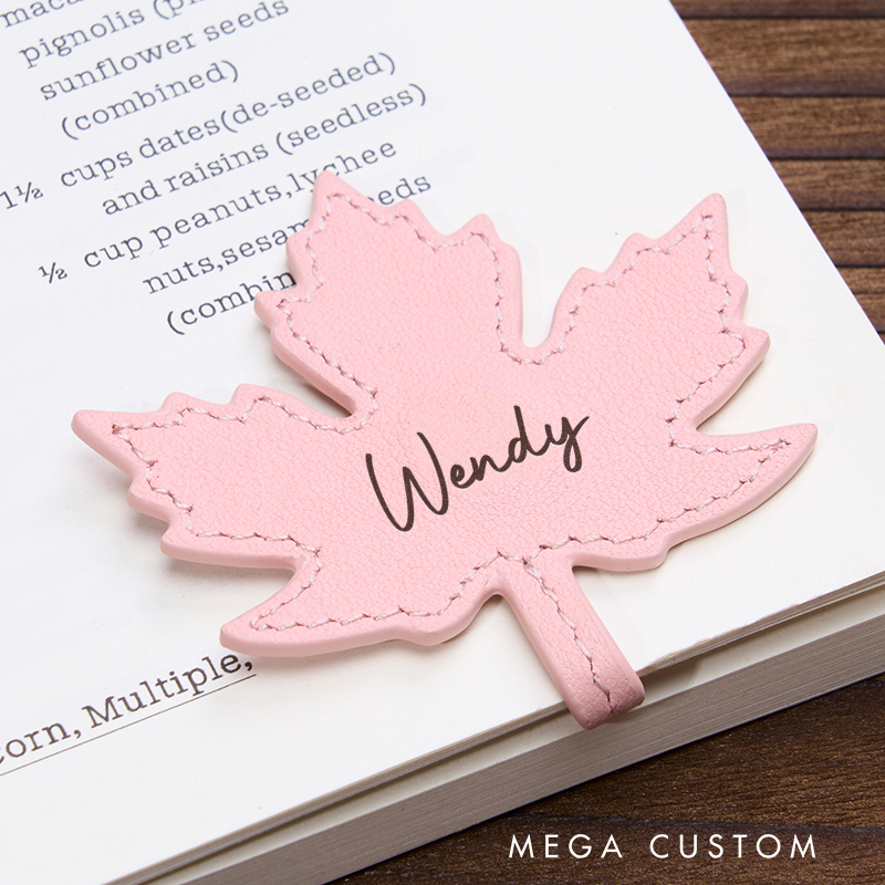 Personalized Leather Maple Leaf Bookmark Magnetic Bookmark Custom Name Engraved Page Marker Nature-Inspired Gift for Readers and Fall Lovers Elegant Rustic Book Accessory Leaf Accessories Rustic Leather Items