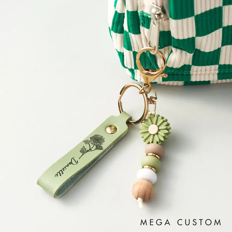 Personalized Name Keyring Handmade Daisy Beaded Keychain Cute Custom Bag Charm Gifts for Her Back to School or Friendship Gift