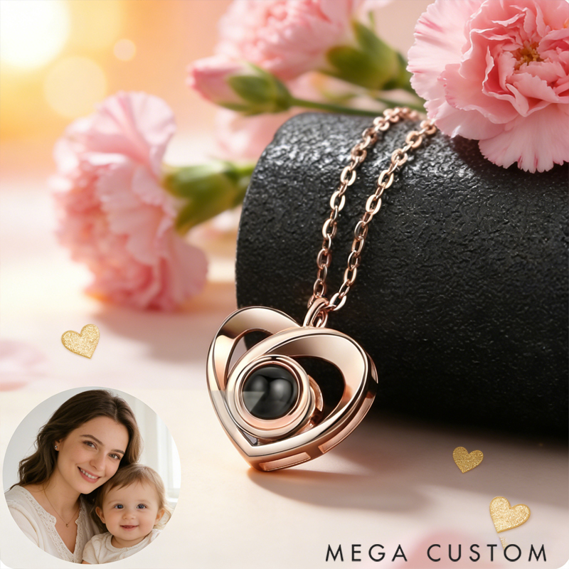Personalized Mom Heart Shaped Projection Necklace Upload Photo Memorial Jewelry Gift for Mother's Day Birthday Pendant
