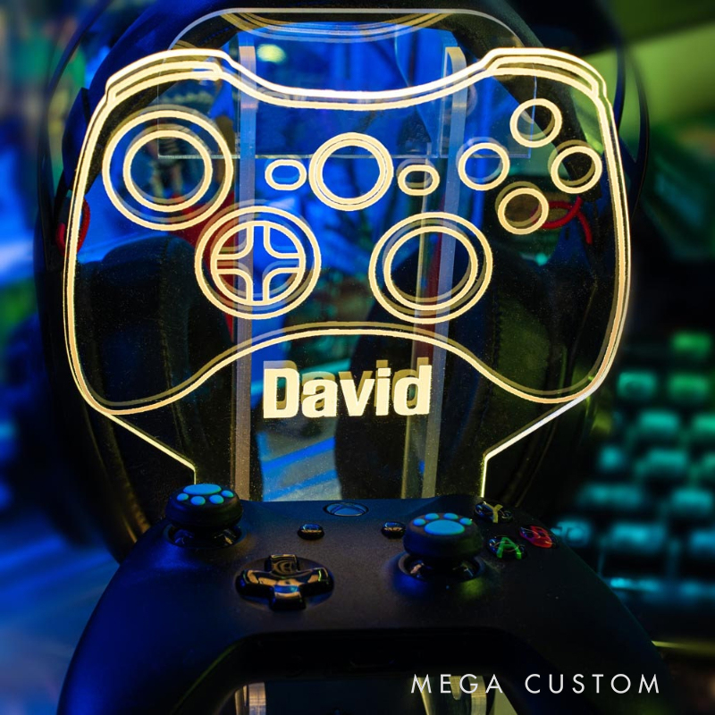 Personalized game stand night light for gamers