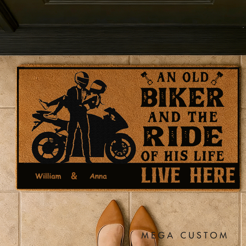 Personalized Biker Couple Doormat Custom Name Motorcycle Lover Entry Rug Funny Welcome Mat Gift For Rider Family and Motorbike Enthusiasts