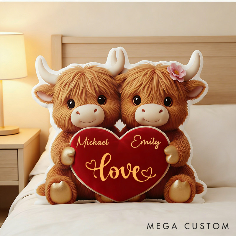 Personalized Highland Cow Couple Pillow Custom Adorable Love Throw Pillow 3D Graphic 2D Flat Pillow for Couple Wife Valentine's Gift