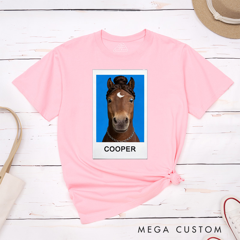 Personalized Pet Lover the Elegant Heart Crowned Beauty Gift Horse Lover Graphic Unisex T-Shirt