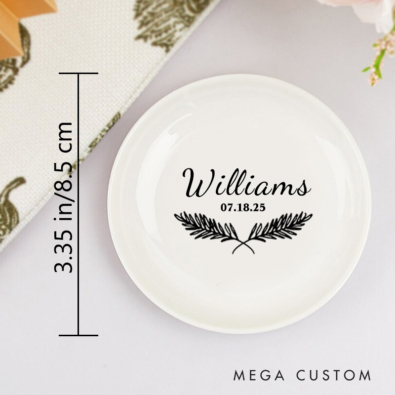 Personalized Classic Fern Wedding Monogram with Date Wedding Engagement Round Ring Dish