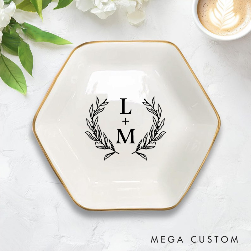 Personalized Classic Laurel Wreath Wedding Engagement Gold-Trimmed Hexagon Ring Dish