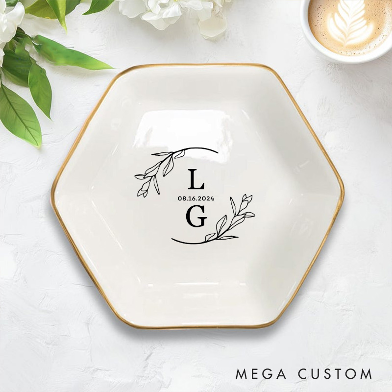 Personalized Elegant Botanical Circle Wedding Engagement Gold-Trimmed Hexagon Ring Dish
