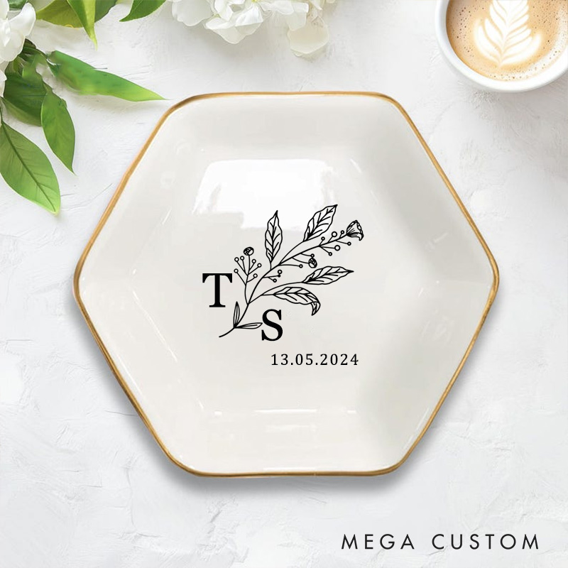 Personalized Graceful Flowing Branches and Leaves Wedding Couple Gold-Trimmed Hexagon Ring Dish