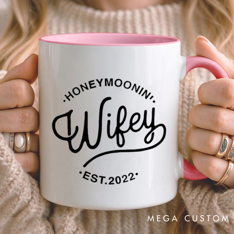 Personalized Chic Honeymoon' Wifey and Hubby Matching Honeymoon Couple Mugs