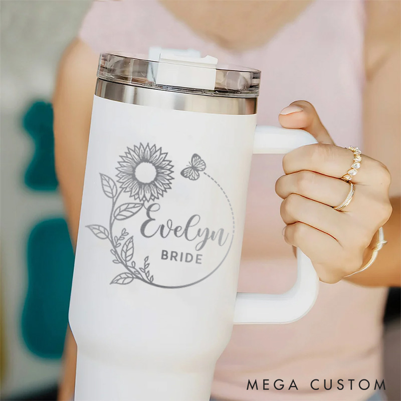 Personalized Bridesmaid Sunflower Wreath 40oz Tumbler Maid of Honor Tumbler with Lid and Straw Bachelorette Party Gift for Her Bridal Shower Tumbler