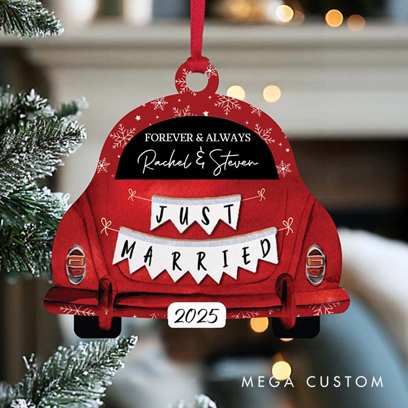 Personalized Couple Wedding Car Just Married Acrylic Christmas Ornament with Name Newlywed Xmas Christmas Ornaments for Husband Wife Hubby Wifey