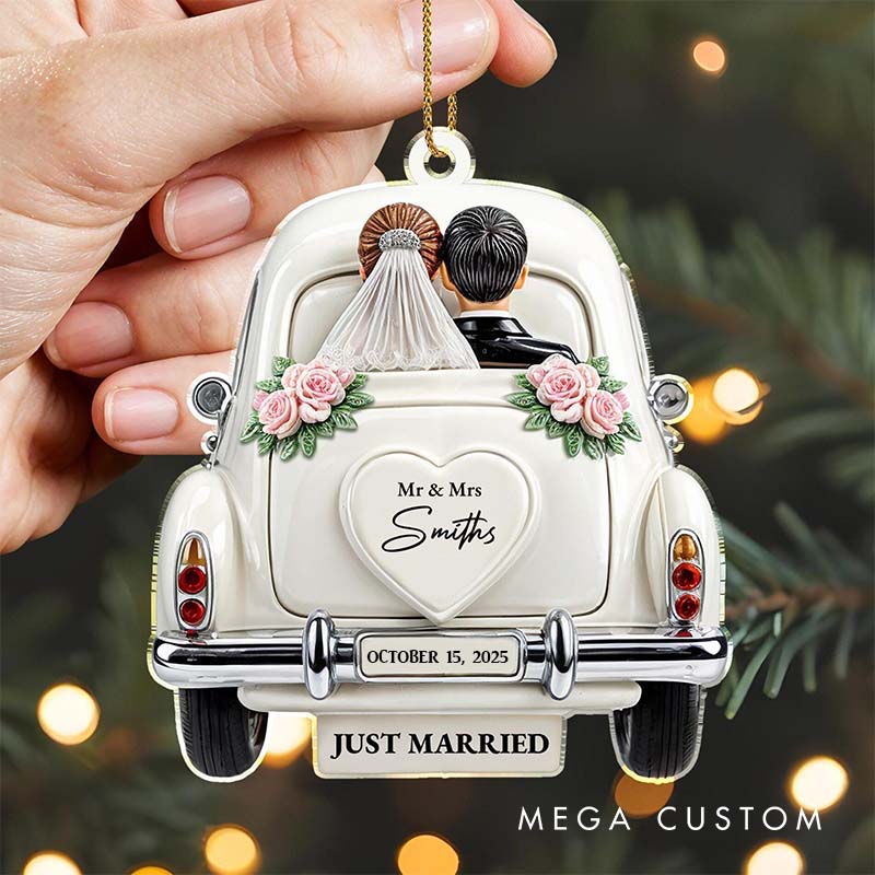 Personalized Couple White Wedding Car Just Married Acrylic Christmas Ornament Custom Newlywed Mr and Mrs Name Xmas Christmas Ornament for Husband Wife