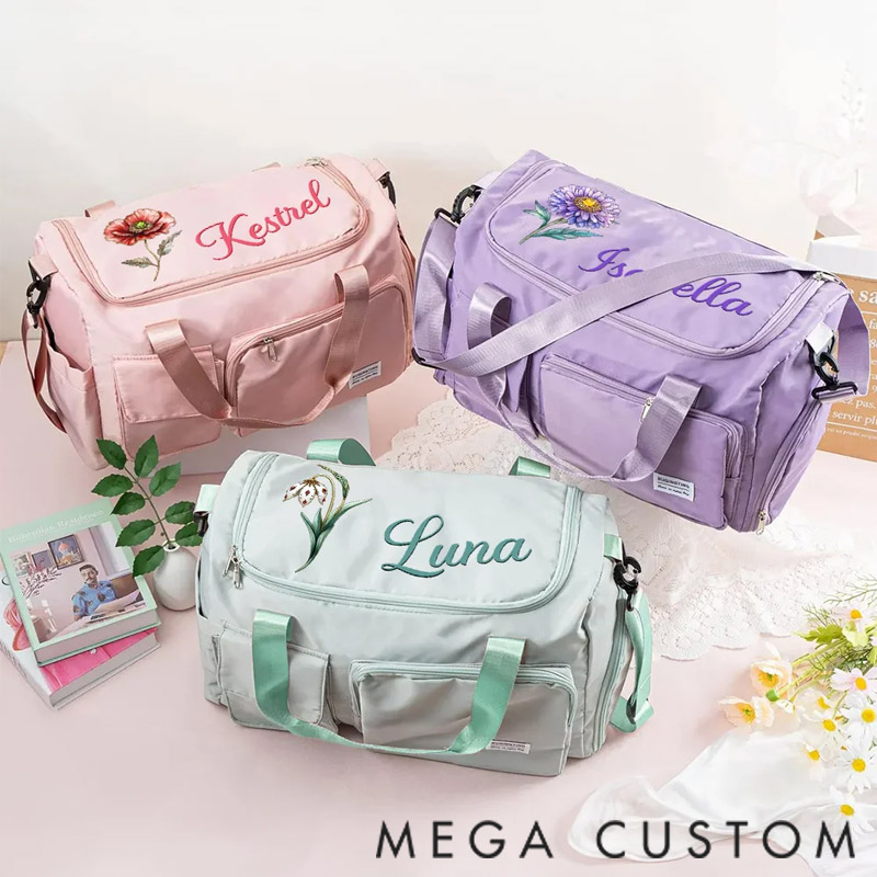 Personalized Waterproof Travel Bag Gift for Travel Enthusiasts with Birth Flower