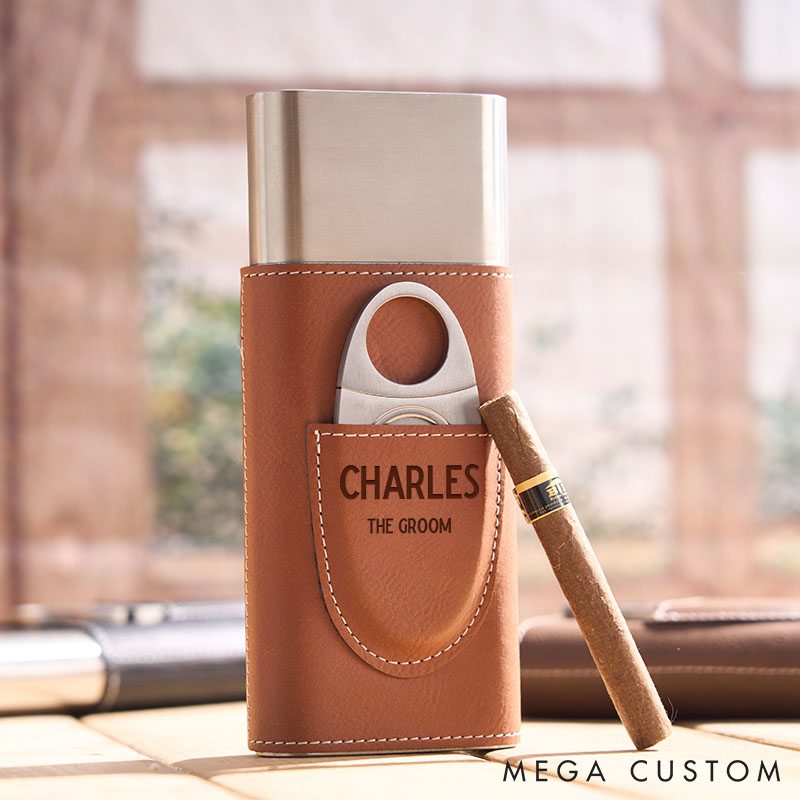 Personalized Groom Leather Cigar Case Best Man Cigar Holder Groomsman Cigar Case with Cigar Cutter Men's Wedding Party Favors Gift Men's Leather Cigar Accessories