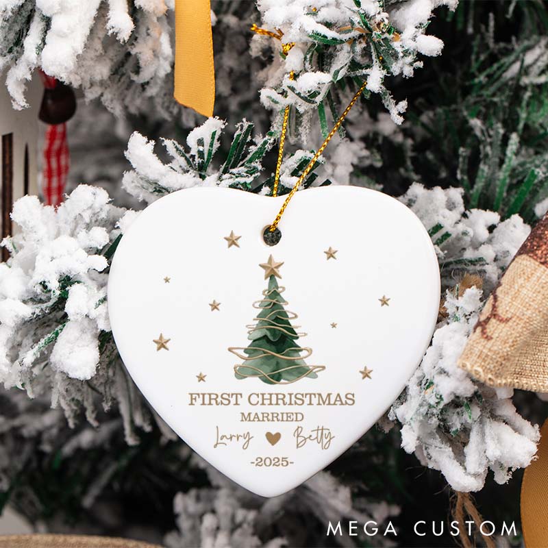 Personalized First Christmas Married Ornament 2025 Newlywed Holiday Ornament Couple Anniversary Gift Ornament Husband Wife Boyfriend Girlfriend Gift