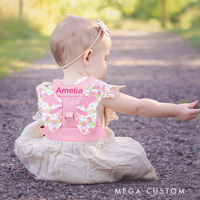 Personalized Toddler Harness Leash with Anti Lost Wrist Link Cute Baby Leash Walking Assistant Wristband Strap Tether for Girls Outdoor
