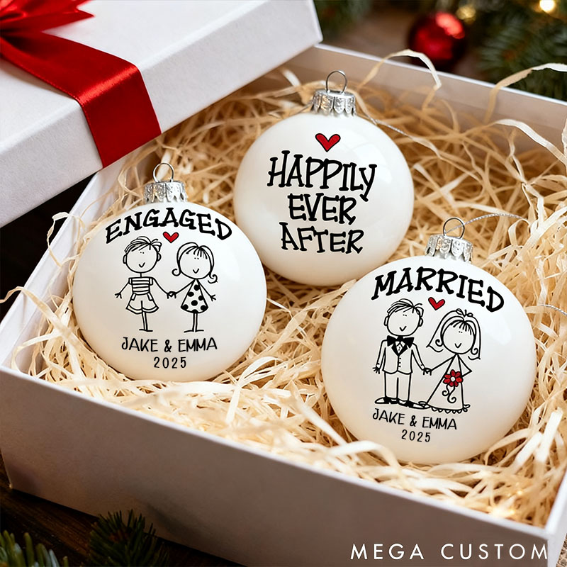 Personalized Mr and Mrs Married Engaged Matching Christmas Ball Ornament Custom Newlyweds Name Hand-Painted Xmas Ball First Christmas Gift for Him Her