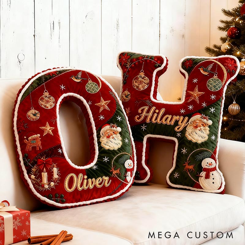 Personalized Girlfriend Retro 26 Letter Christmas Pillow Custom Couple Initials Graphic 3D Print Green Red Xmas Cushion First Christmas Gift for Her