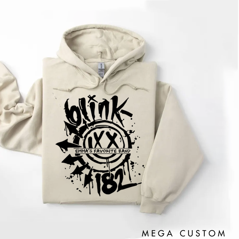 Personalized Classic Hoodies Bold Graffiti Smiley Face Graphic T Shirt Perfect for Pop Punk and Alternative Rock Fans Hoodie