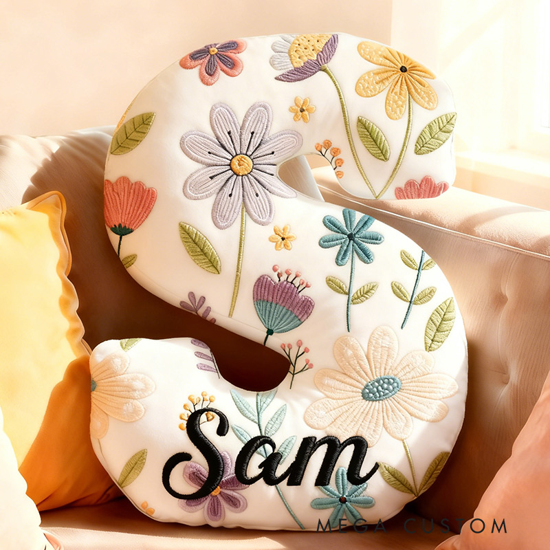 Personalized Colorful Flowers Letter Letter Pillow Graphic 3D Print Flowers Custom Name Pillow for Gardening Lovers