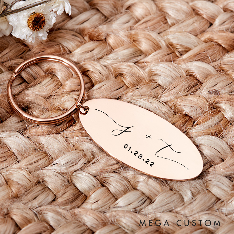 Personalized Couple Initials with Date Wdding Engagement Honeymoon Oval Keychain