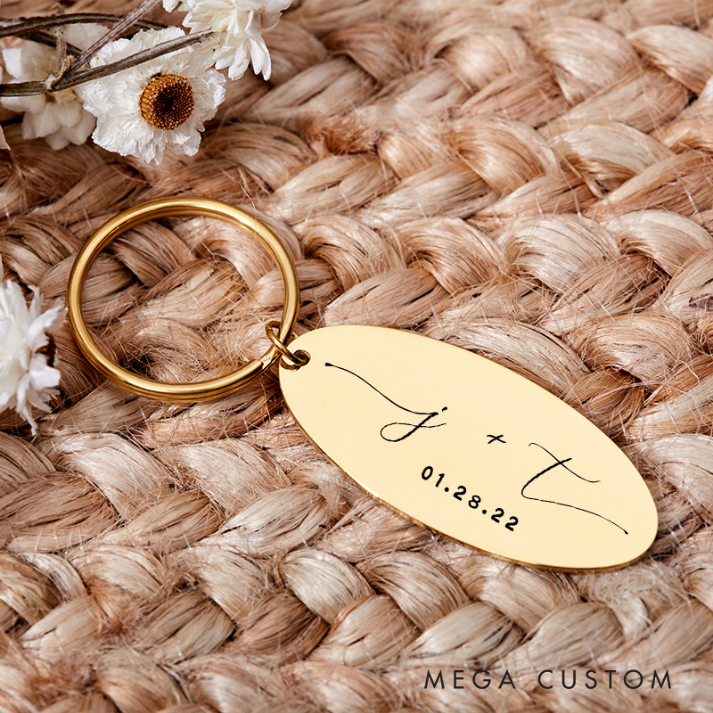Personalized Couple Initials with Date Wdding Engagement Honeymoon Oval Keychain