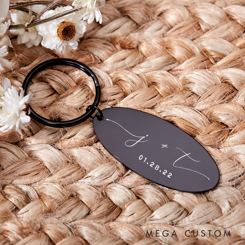 Personalized Couple Initials with Date Wdding Engagement Honeymoon Oval Keychain