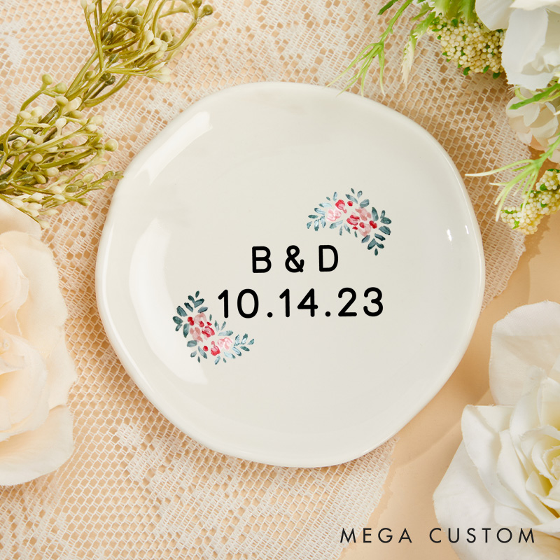 Personalized Red Floral Wedding Monogram with Initials and Date Wedding Engagement Irregular Round Ring Dish