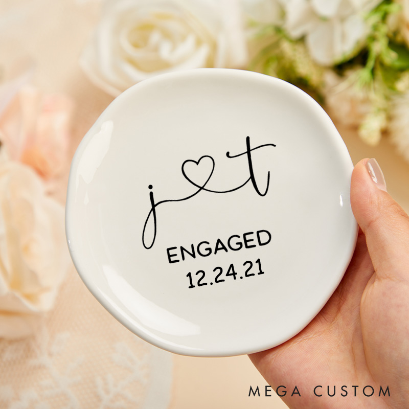 Personalized Heart-Connected Initials Engagement Monogram Engagement Irregular Round Ring Dish