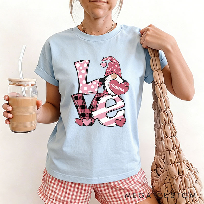 Personalized Couple Pink Love Gnome Holding Heart Matching T-Shirt Valentine's Day T-Shirt for Husband Wife Boyfriend Girlfriend Gift for Hubby Wifey