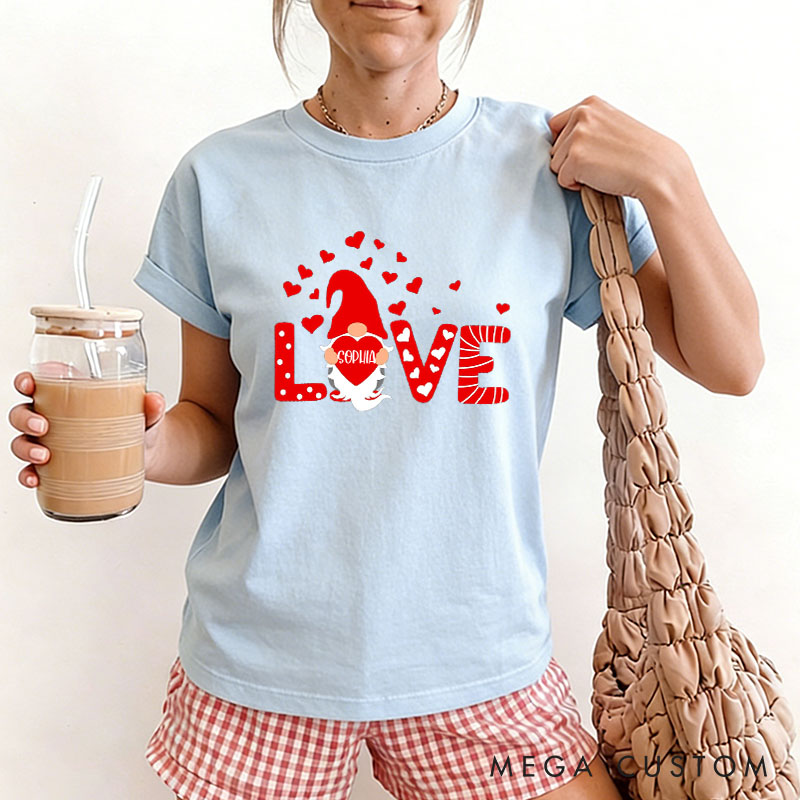 Personalized Couple Cute Love Gnome with Heart Matching T-Shirt Valentine's Day T-Shirt for Husband Wife Boyfriend Girlfriend Gift for Hubby Wifey