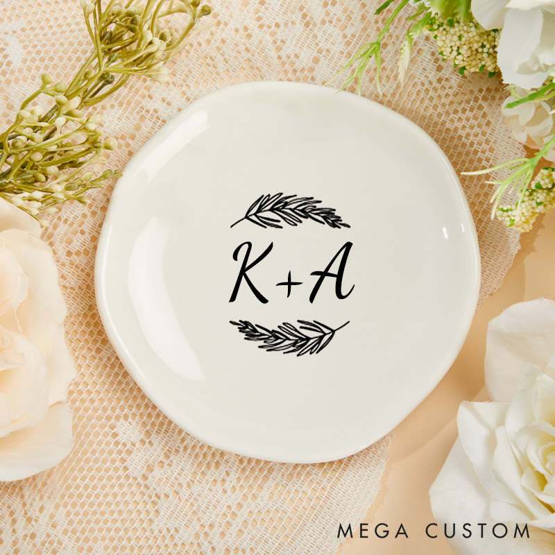 Personalized Elegant Fern Wedding Monogram with Initials Wedding Engagement Irregular Round Ring Dish