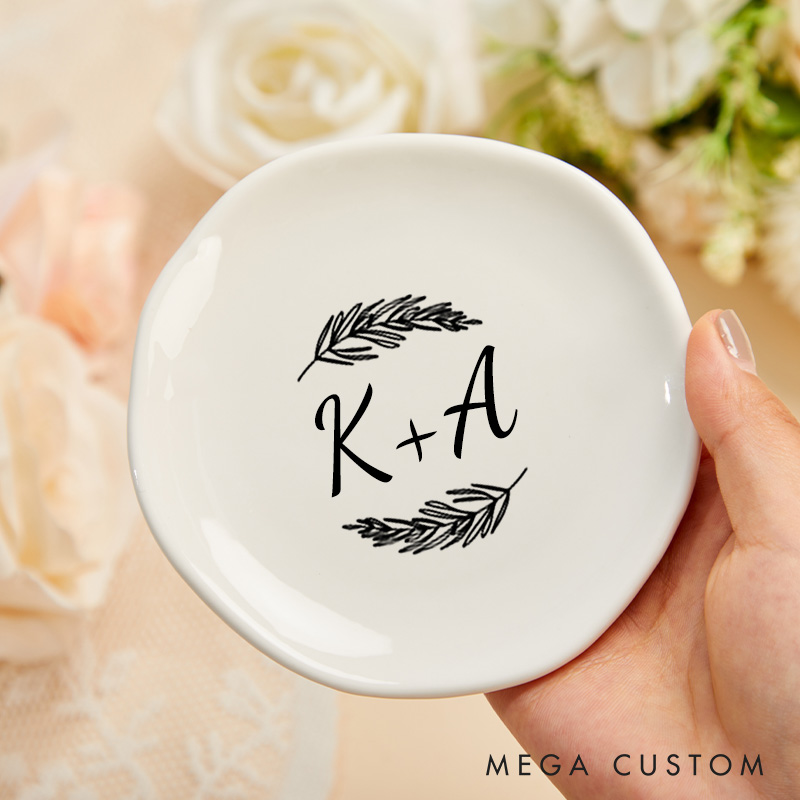 Personalized Elegant Fern Wedding Monogram with Initials Wedding Engagement Irregular Round Ring Dish