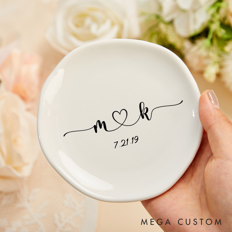 Personalized Elegant Flowing Initials with Heart and Date Wedding Engagement Irregular Round Ring Dish