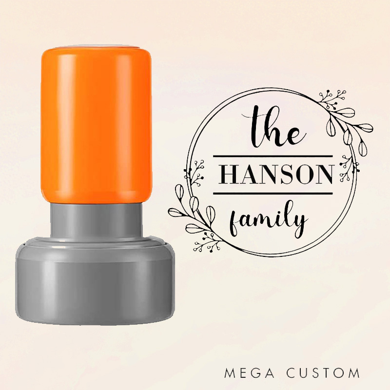 Personalized Round Housewarming Stamp Custom Family Name Elegant Floral Design Decorative Stamp for New Homeowners Crafting Invitations and Keepsakes