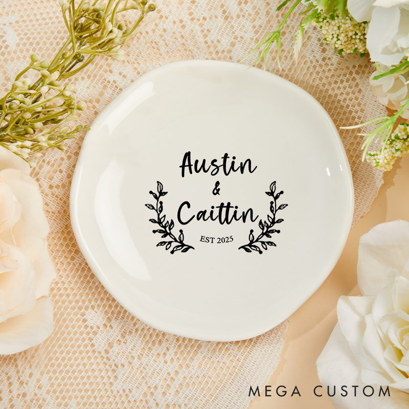 Personalized Rustic Laurel Wreath Wedding Monogram with Names and Date Wedding Engagement Irregular Round Ring Dish