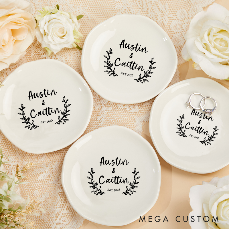 Personalized Rustic Laurel Wreath Wedding Monogram with Names and Date Wedding Engagement Irregular Round Ring Dish