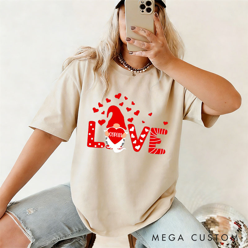 Personalized Couple Cute Love Gnome with Heart Matching T-Shirt Valentine's Day T-Shirt for Husband Wife Boyfriend Girlfriend Gift for Hubby Wifey