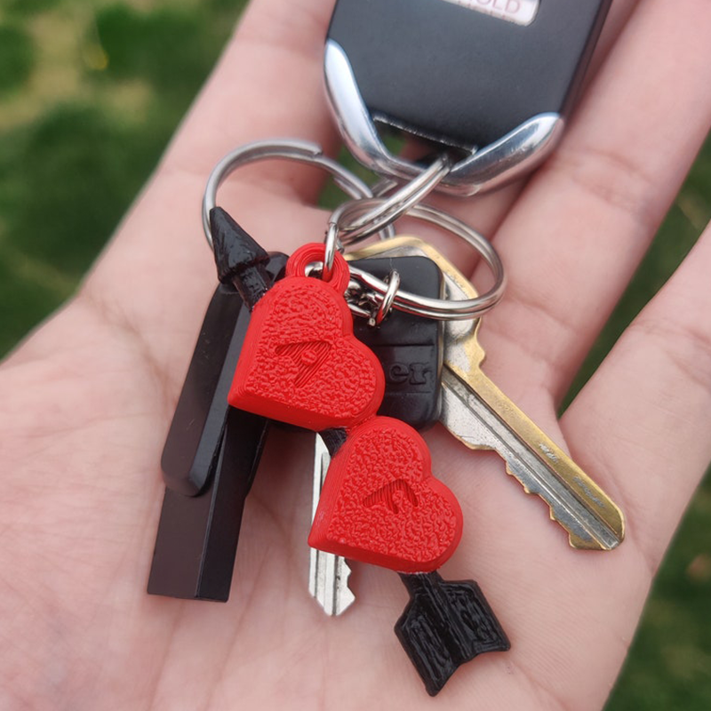 Personalizable Arrow through Hearts Keychain 3D Printed Gift for Valentine Gift Couple Gift 