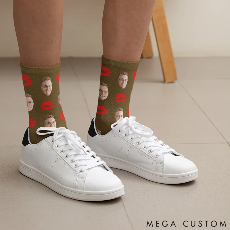 Personalized Couple Photo Portrait Red Lip Print Socks Custom Girlfriend Boyfriend Portrait Socks Valentines Day Gift for Him Her Anniversary Gift