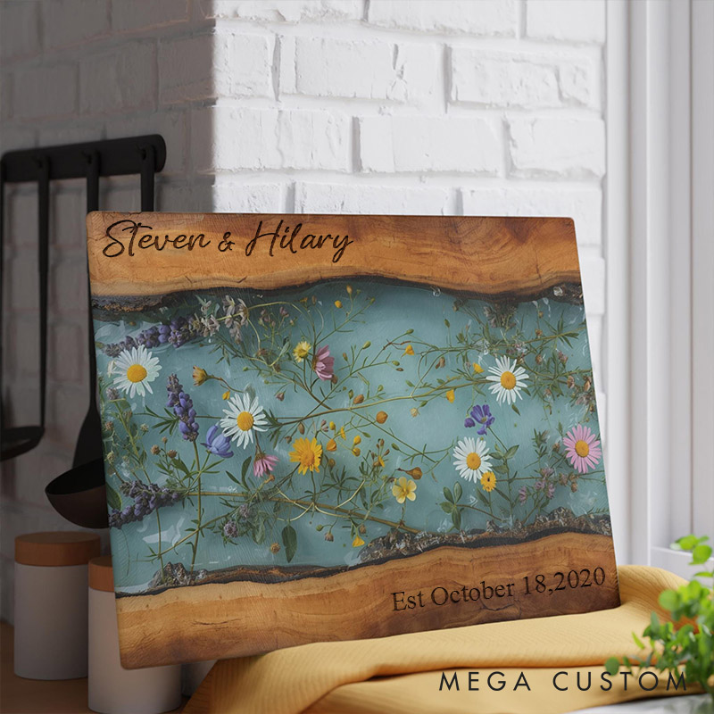 Personalized Wildflower Resin Cutting Board Couple Glass Charcuterie Cutting Board Maple Wildflower Kitchen Decor Couple Gift