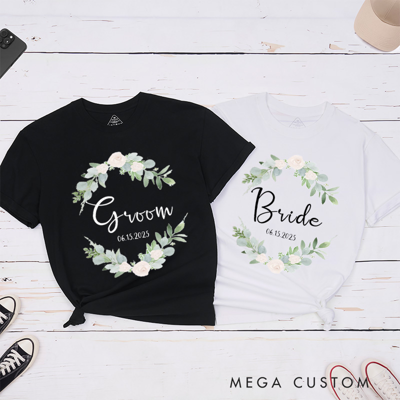 Personalized Elegant Floral Wreath Bride and Groom Matching Wedding Couple Classic T-Shirt