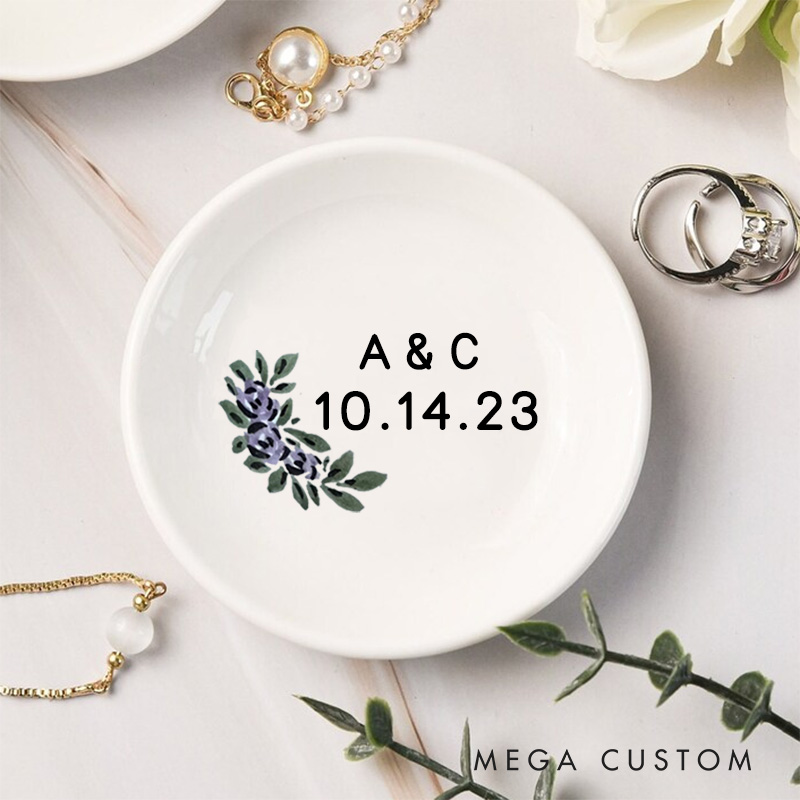 Personalized Elegant Watercolor Purple Floral with Initials Wedding Engagement Round Ring Dish