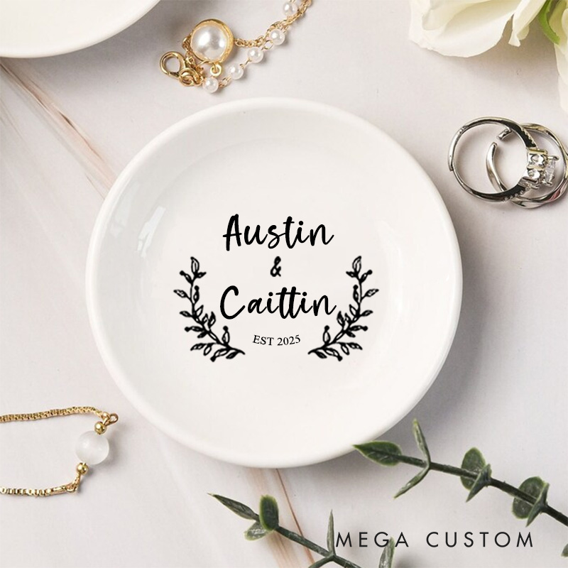Personalized Rustic Laurel Wreath Wedding Monogram with Names and Date Wedding Engagement Round Ring Dish