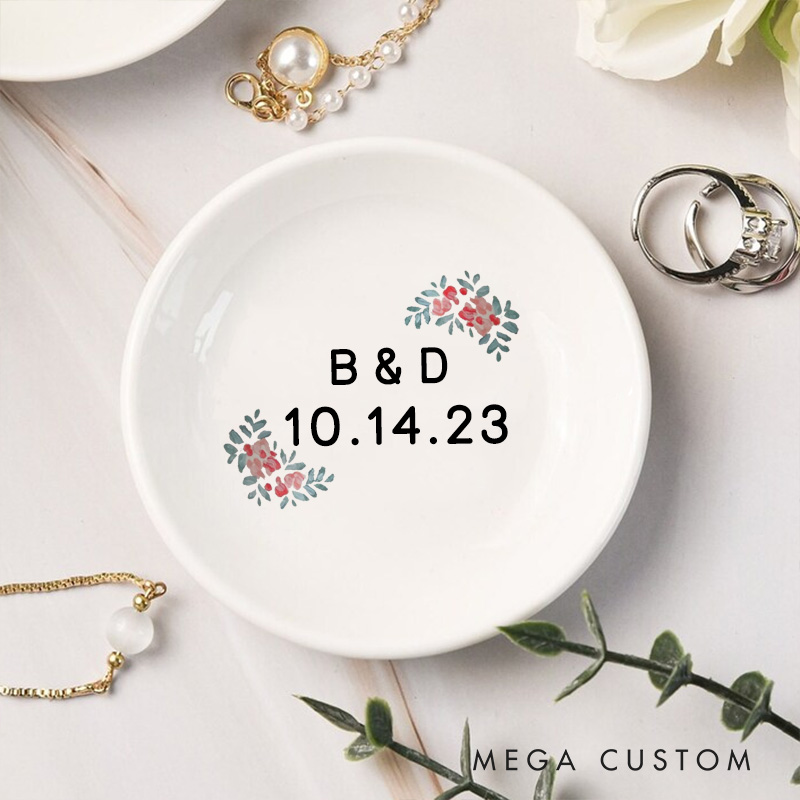 Personalized Red Floral Wedding Monogram with Initials and Date Wedding Engagement Round Ring Dish