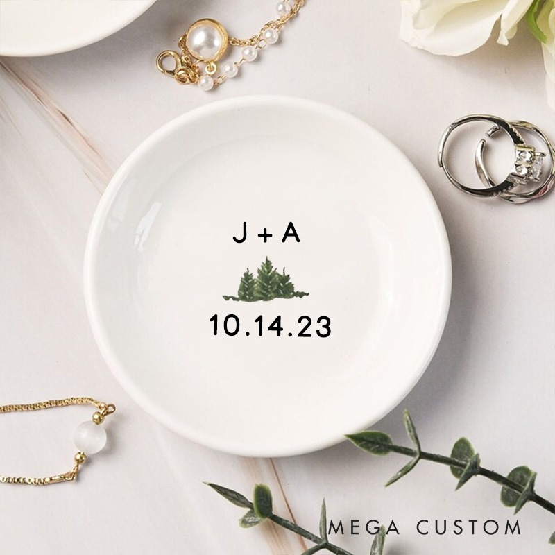Personalized Minimalist Evergreen with Initials and Date Wedding Engagement Round Ring Dish