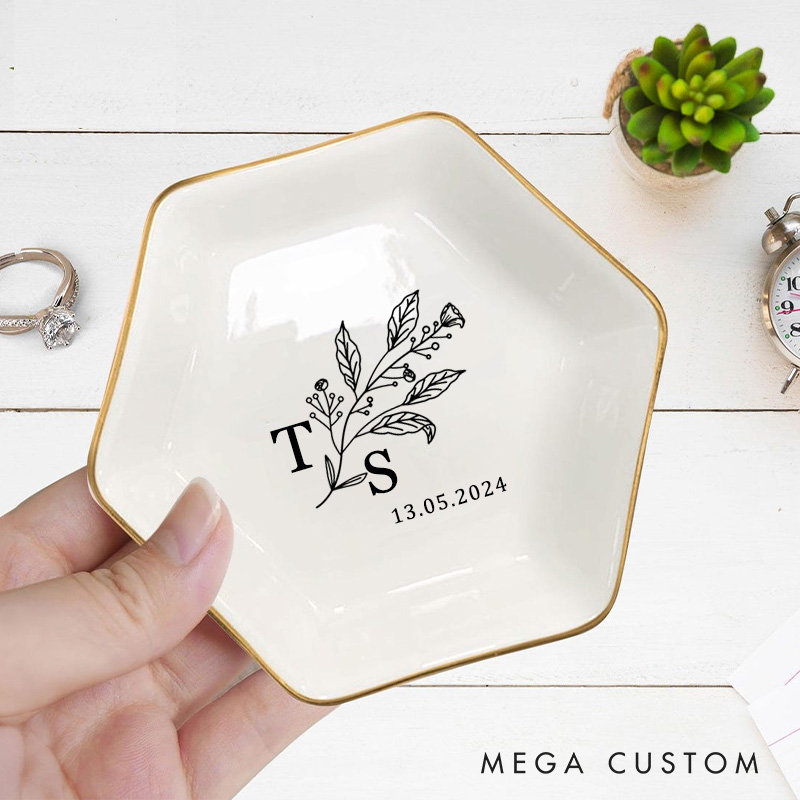 Personalized Graceful Flowing Branches and Leaves Wedding Couple Gold-Trimmed Hexagon Ring Dish