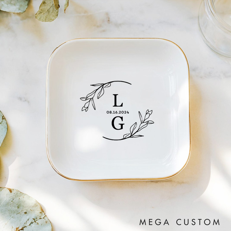 Personalized Elegant Botanical Circle Wedding Engagement Gold-Trimmed Ring Dishes